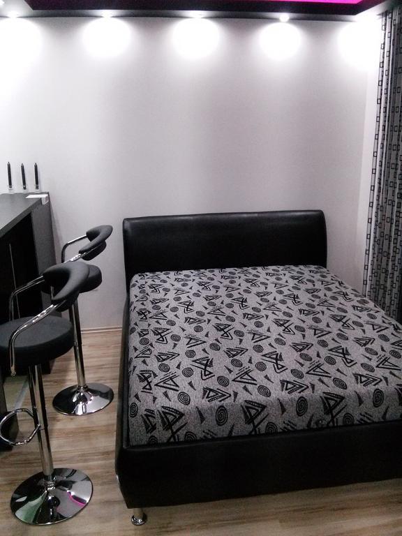 Feszek Apartman Debrecen Bilik gambar